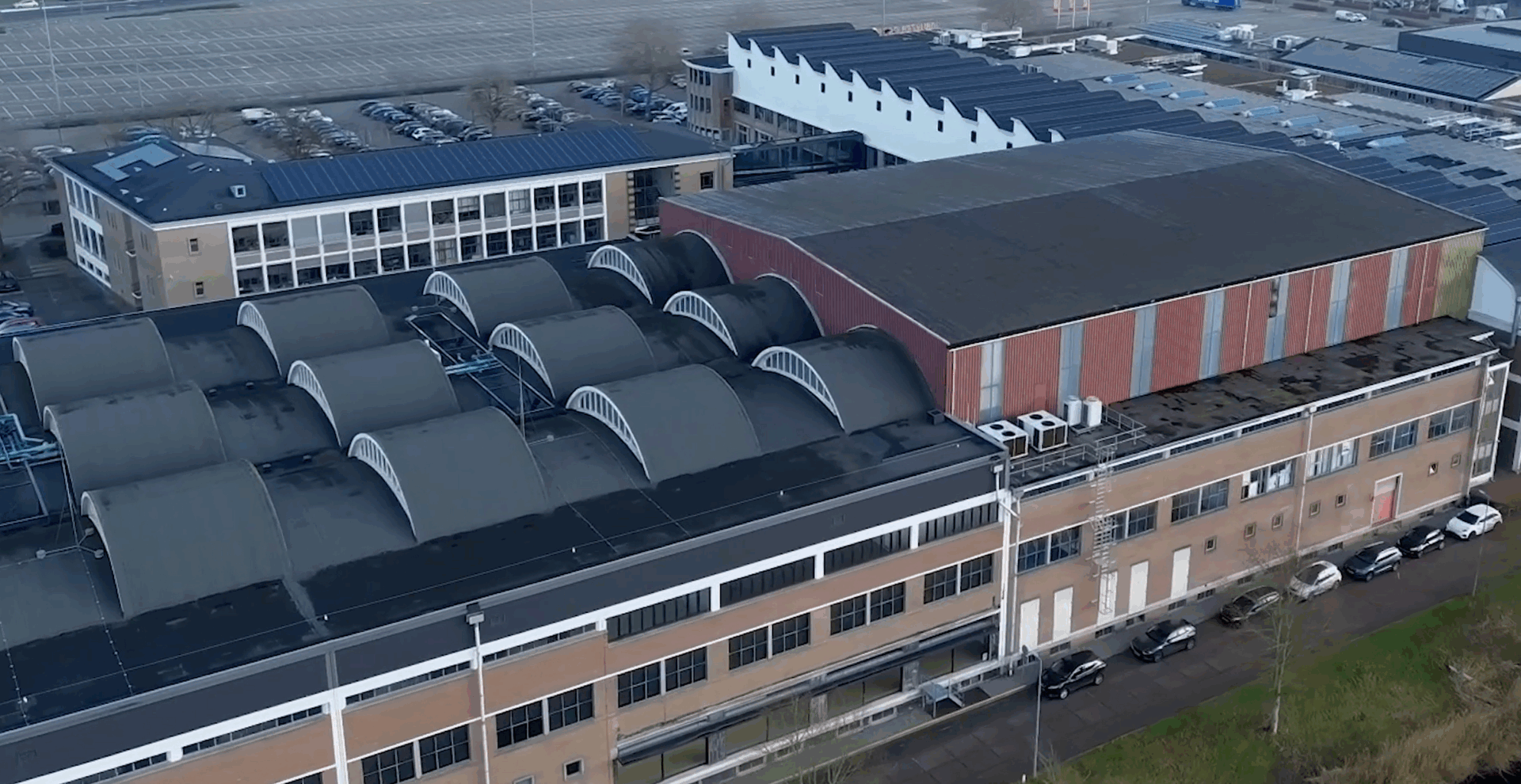 Uitgelicht: De Gruyter Fabriek weer compleet